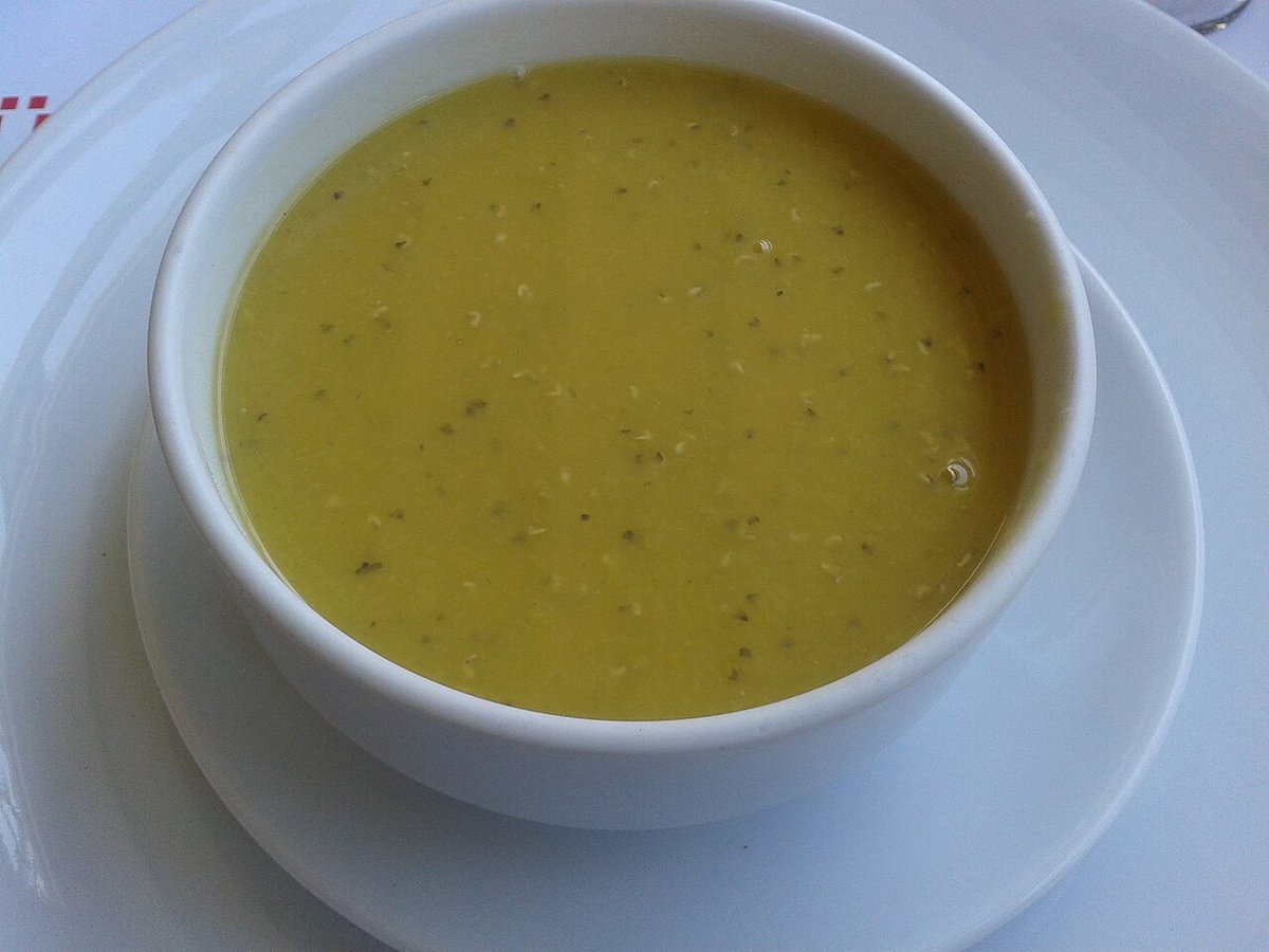 Mercimek çorbası