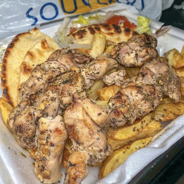 Souvlaki de pollo